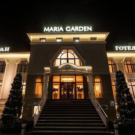 Maria Garden Hotel & Restaurant อิวาโน-ฟรานกิฟสเก ภายนอก รูปภาพ